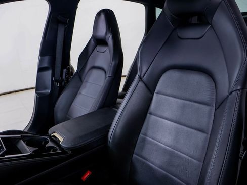 Certified 2025 Porsche Panamera w/ Premium Package RWD image 13