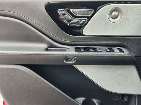 New 2025 Lincoln Aviator Black Label image 22