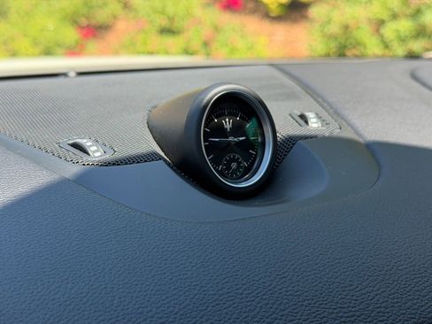 Used 2022 Maserati Levante GT AWD/4WD image 18