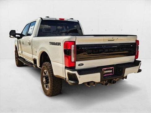 New 2026 Ford F250 Platinum w/ Tremor Off-Road Package image 9