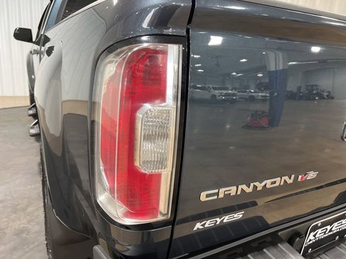 Used 2019 GMC Canyon All Terrain w/ Trailering Package image 15