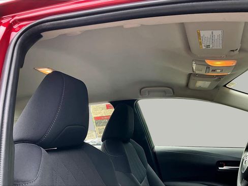 Used 2020 Toyota Corolla LE w/ LE Convenience Package FWD image 14