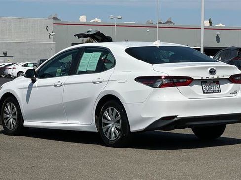 Certified 2022 Toyota Camry LE FWD image 7