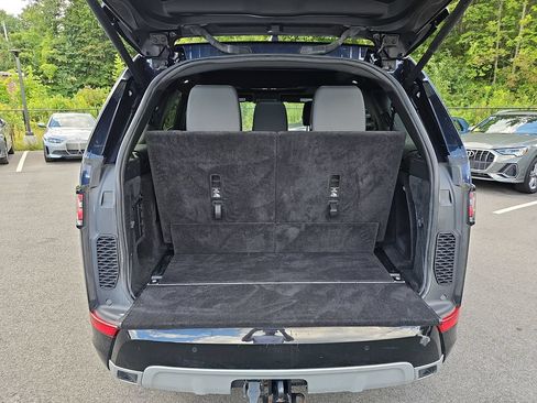Used 2020 Land Rover Discovery Landmark AWD/4WD image 22