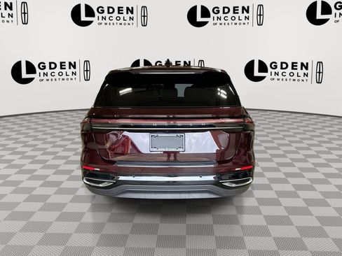 Used 2024 Lincoln Nautilus Premier w/ Equipment Group 102A image 7