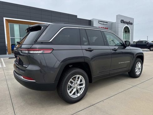 New 2026 Jeep Grand Cherokee Laredo RWD image 7