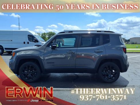 Certified 2022 Jeep Renegade Altitude w/ Convenience Group image 13