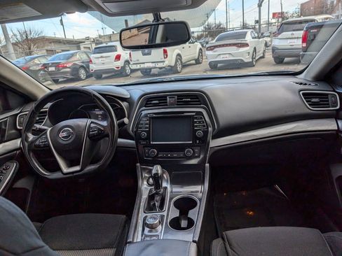 Used 2017 Nissan Maxima 3.5 S image 14