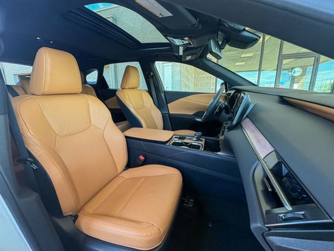 Used 2023 Lexus RX 350 Premium Plus w/ Accessory Package (Z1) AWD/4WD image 24