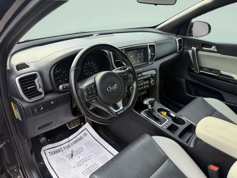 Used 2018 Kia Sportage EX w/ EX Sport Appearance Package AWD/4WD image 13