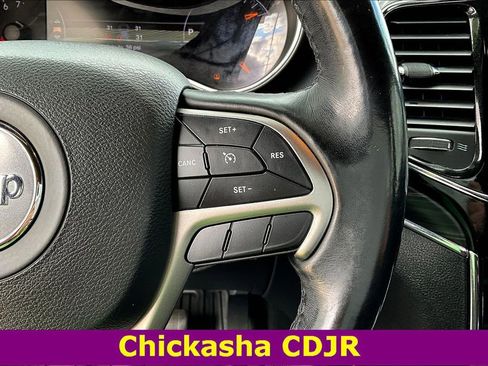 Used 2020 Jeep Grand Cherokee Limited w/ Trailer Tow Group IV image 12