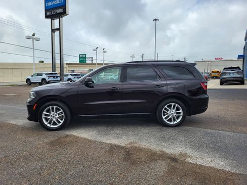 Used 2024 Dodge Durango GT RWD image 2