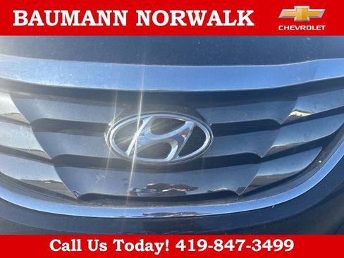 Used 2013 Hyundai Sonata SE FWD image 2