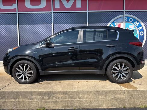 Used 2019 Kia Sportage EX w/ EX Premium Package image 11