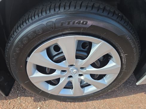 Certified 2025 Toyota Corolla LE FWD image 9