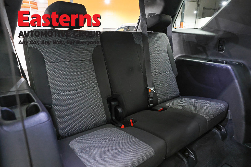 Used 2023 Chevrolet Traverse LT FWD image 25