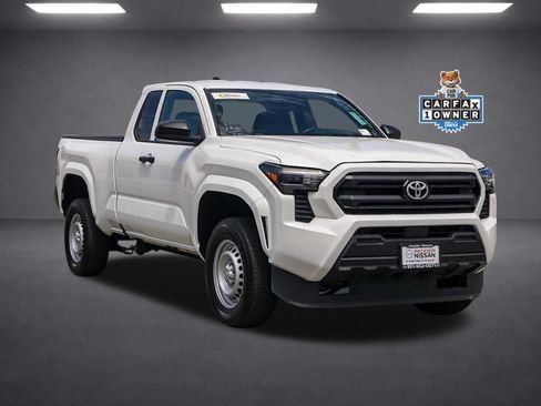 Used 2024 Toyota Tacoma SR RWD image 2