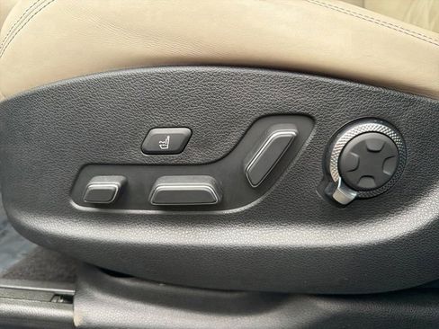 Used 2022 Genesis GV70 3.5T Sport w/ Sport Advanced Package image 20