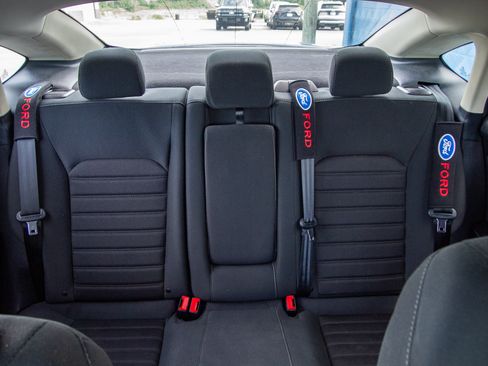 Used 2020 Ford Fusion SE FWD image 24