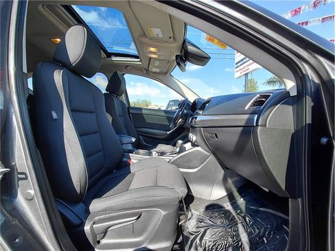 Used 2016 MAZDA CX-5 Touring w/ Touring Technology Package image 11