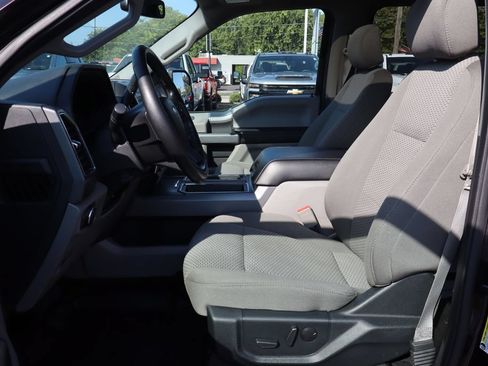 Used 2019 Ford F150 XLT w/ Equipment Group 302A Luxury AWD/4WD image 4