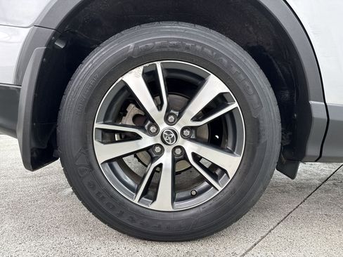 Used 2017 Toyota RAV4 XLE image 42