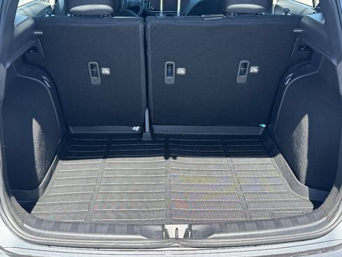 Used 2023 Nissan Kicks S image 16