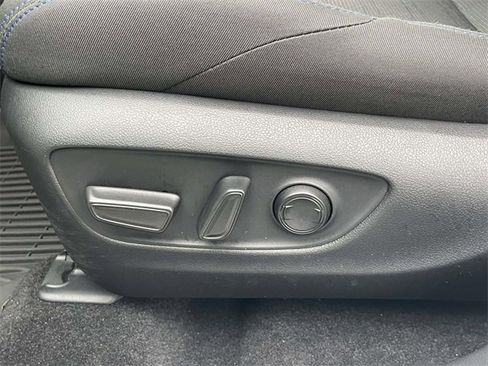 Used 2024 Toyota RAV4 SE image 15