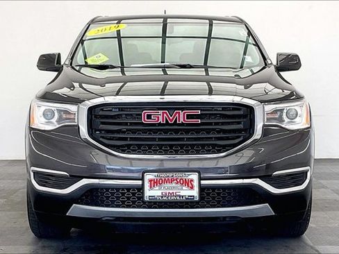 Used 2019 GMC Acadia SLE AWD/4WD image 2
