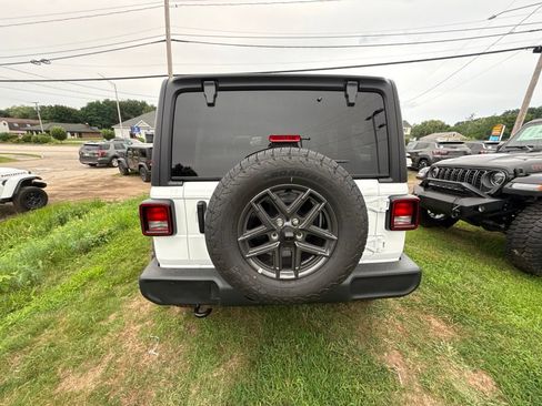 New 2026 Jeep Wrangler Unlimited Sport AWD/4WD image 4