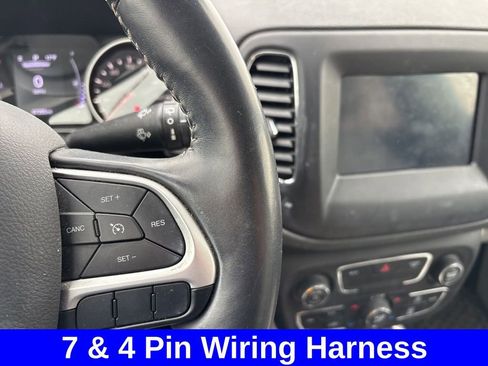 Used 2019 Jeep Compass Latitude w/ Cold Weather Group image 17