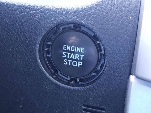 Used 2022 Toyota 4Runner SR5 Premium w/ Moonroof Package image 19