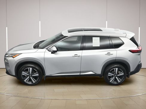 Used 2022 Nissan Rogue SL FWD image 37
