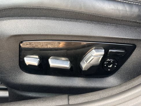 Used 2018 BMW 540i xDrive AWD/4WD image 17