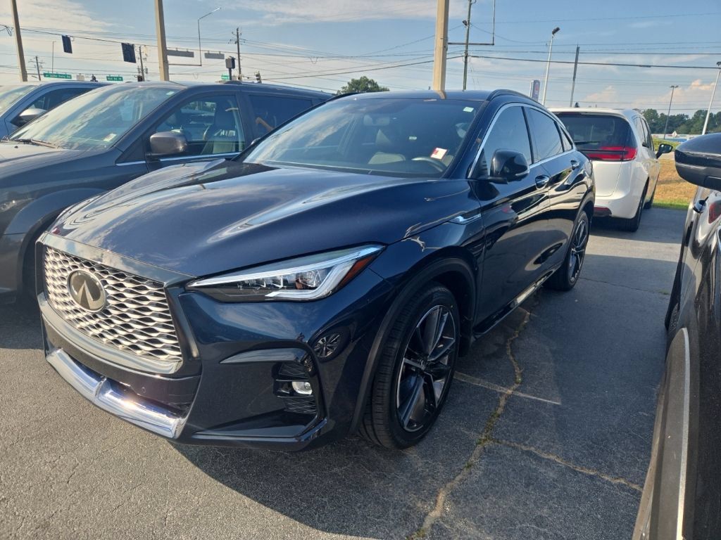 Used 2023 INFINITI QX55 Essential AWD/4WD image 1