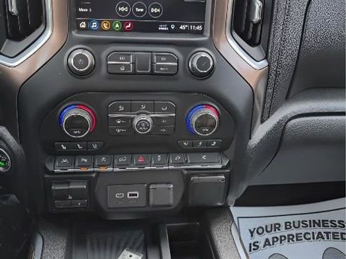 Used 2019 Chevrolet Silverado 1500 High Country w/ Technology Package image 16