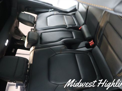 Used 2024 Ford Bronco Badlands AWD/4WD image 39