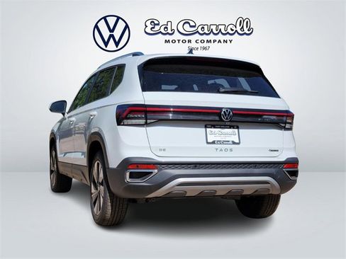 New 2025 Volkswagen Taos SE image 6