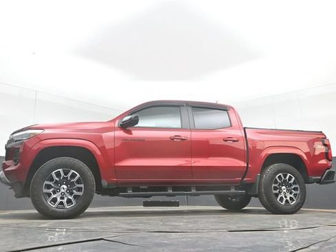Used 2024 Chevrolet Colorado Z71 w/ Z71 Convenience Package 2 AWD/4WD image 45