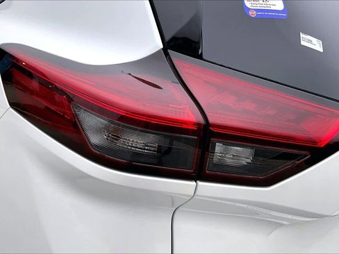 New 2026 Nissan Rogue Platinum w/ Platinum Premium Package image 12