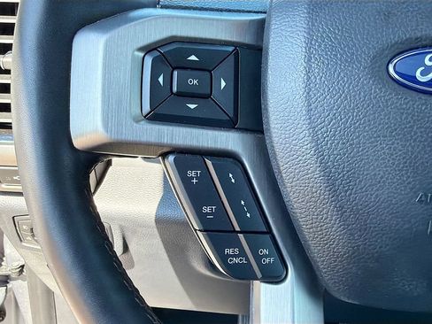 Used 2022 Ford F350 Platinum AWD/4WD image 12