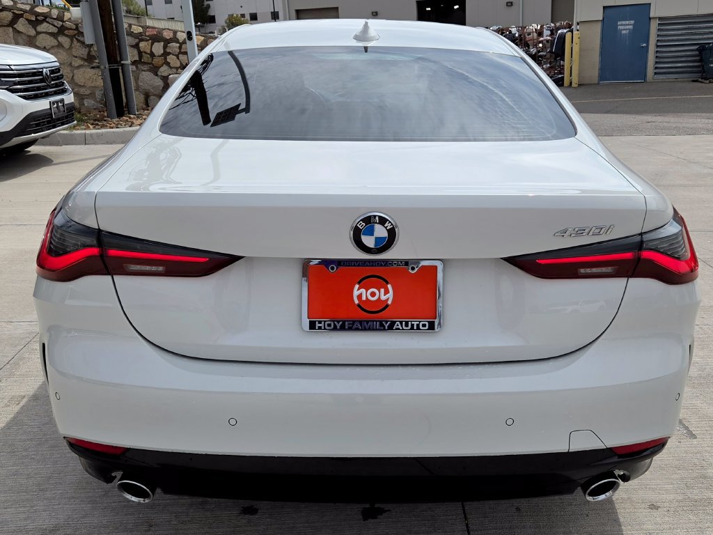 Used 2023 BMW 430i Coupe w/ Convenience Package RWD image 8
