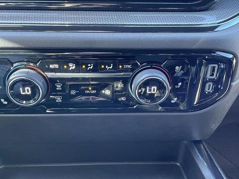 Certified 2025 Chevrolet Silverado 1500 ZR2 w/ Technology Package AWD/4WD image 23
