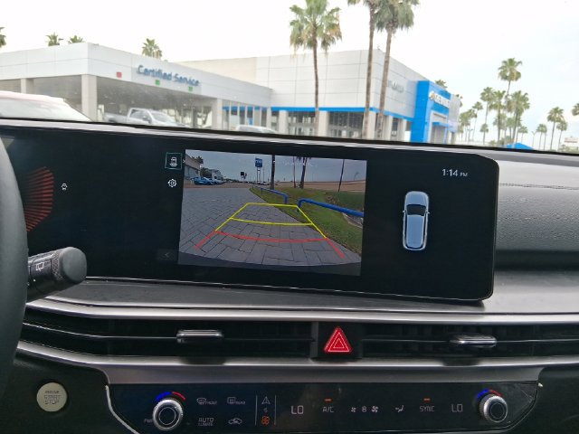 Used 2024 Kia Sorento S w/ Panoramic Sunroof Package FWD image 13