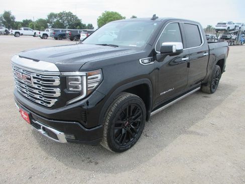 New 2026 GMC Sierra 1500 Denali AWD/4WD image 10