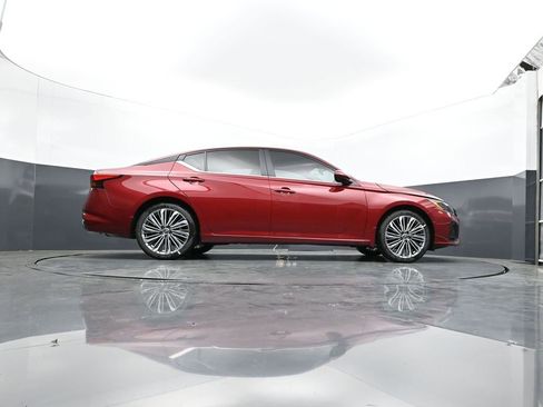 New 2026 Nissan Altima 2.5 SV w/ SV Premium Package AWD/4WD image 24