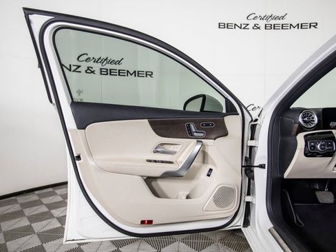 Used 2021 Mercedes-Benz A 220 4MATIC image 17