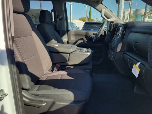 New 2026 Chevrolet Silverado 2500 Custom w/ Custom Value Package AWD/4WD image 16