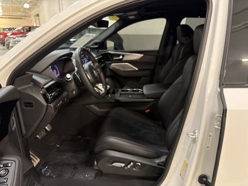 Used 2026 Acura MDX A-Spec image 16