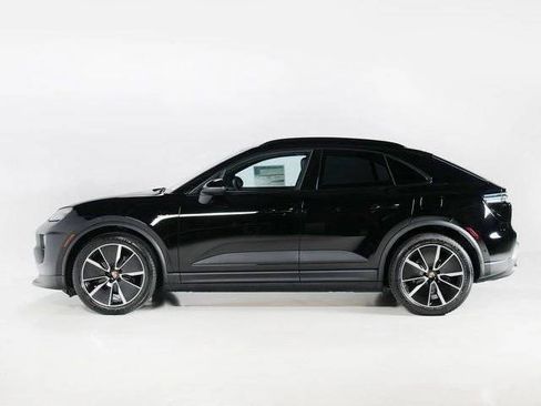 New 2025 Porsche Macan 4 Electric AWD/4WD image 2